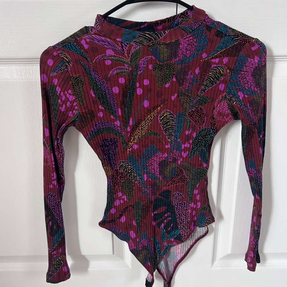 FARM Rio bodysuit - Picture 2 of 8